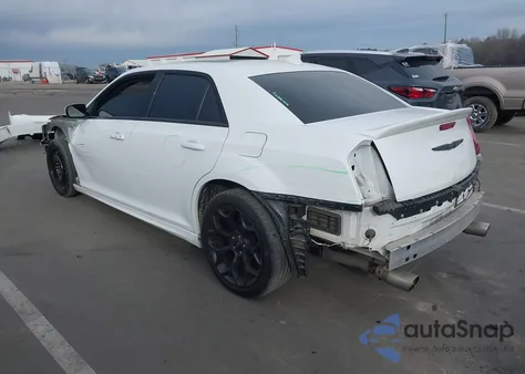 2020 Chrysler 300 300S z USA, uszkodzony, nr VIN 2C3CCABT0LH239098